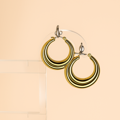 Oplique By Vineeta Golden Stainless Steel Teardrop Hoop Earrings – Anti‑Tarnish